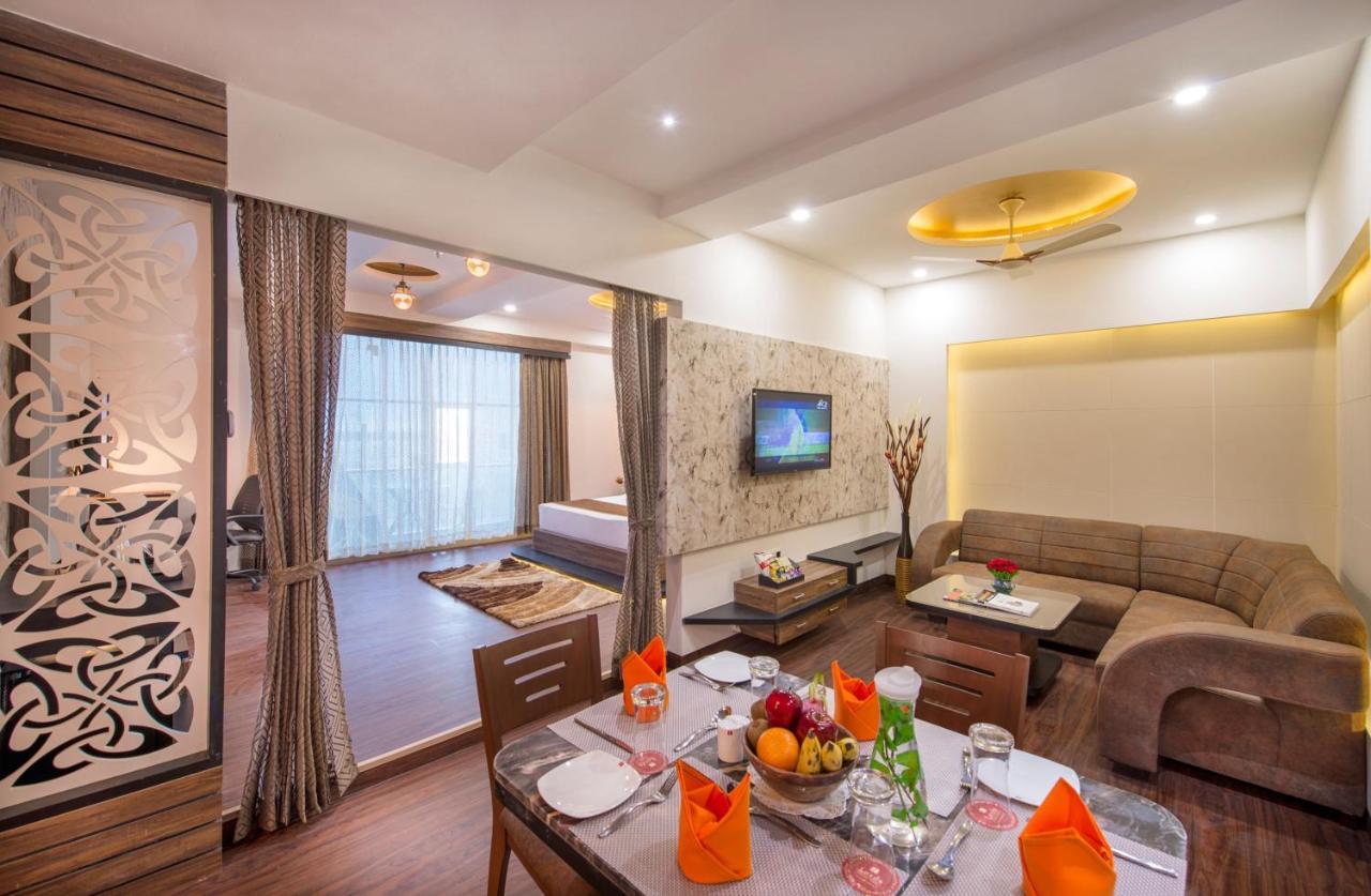 Lords Eco Inn Morbi Bagian luar foto